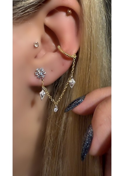 Ithal Çiçekli Kıkırdak Küpe