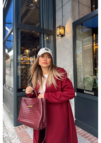 Koyu Kırmızı Astarlı Kaşe Kaban