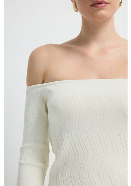 Zigzag Örgülü Triko Kazak Ekru 13945301000 fiyatları