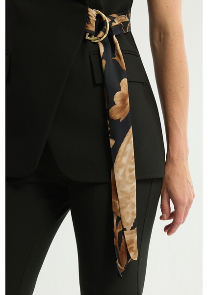 Kuşaklı Tokalı Yelek Siyah 179L9205002 fiyatları