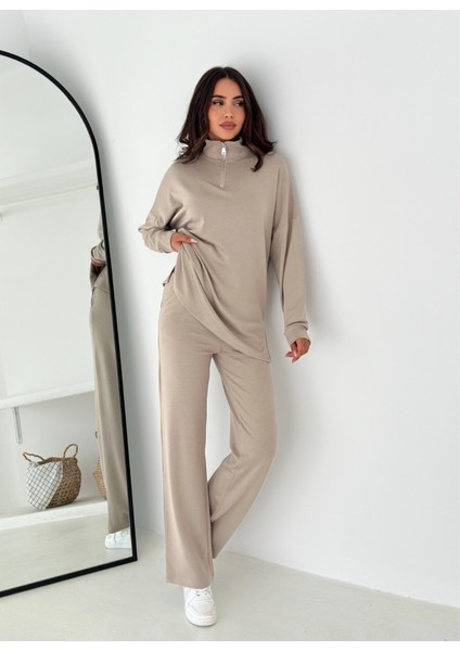 Kadın Fermuarlı Rahat Kesim 2'li Eşofman Takımı - Günlük ve Şık Kombin