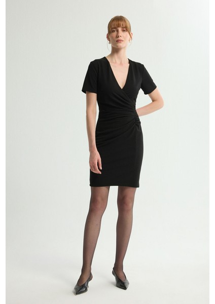 Büzgülü V Yaka Örme Elbise Siyah 124L9728000 modelleri