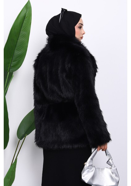 Siyah Kemerli Kısa Kürk Kaban fırsatları