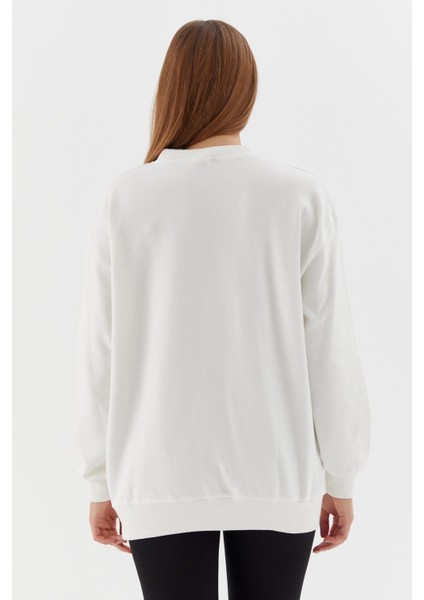 Kedi Işlemeli Sweatshirt Ekru indirimleri