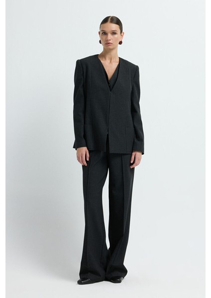 Yünlü V Yaka Ceket C.antrasit 11945703000 modelleri