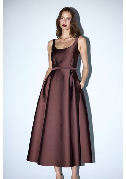 Kolsuz Midi Boy Elbise Kahve 12443243003 fiyatları