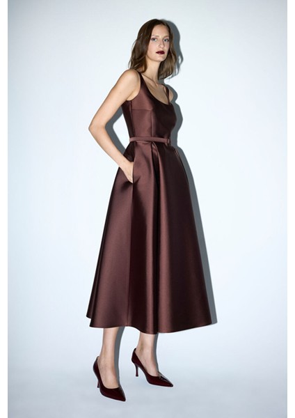 Kolsuz Midi Boy Elbise Kahve 12443243003 fırsatları