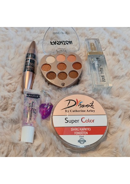 5’li Makyaj Seti – Fondöten, Baz, Maskara, Far Paleti ve Işıltılı Lip Gloss | Günlük & Profesyonel Kombin fiyatları