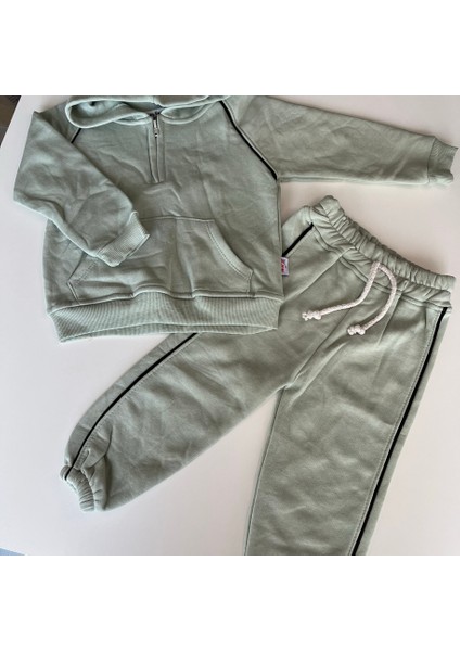 MRT8978 Erkek Çocuk Kapüşonlu 3 Iplik Şardonlu Eşofman Takım modelleri