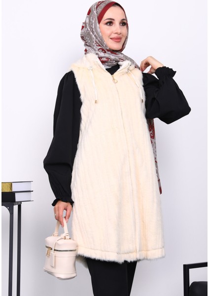 Krem Kapşonlu Kürk yelek