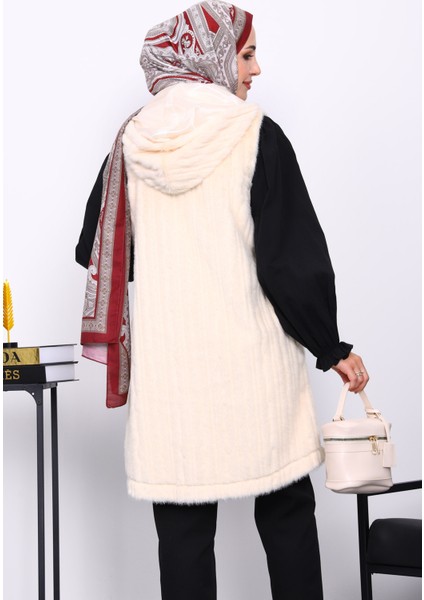 Krem Kapşonlu Kürk yelek fırsatları