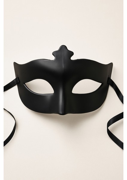 Siyah Maske Parti Kostüm Aksesuarı Şık Tasarım Yüz Maskesi Maskeli Balo Için Uygun Model fiyatları
