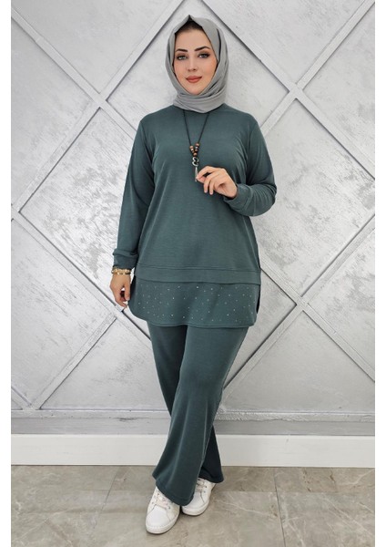 Kadın Kolye ve Taş Detaylı Tesettür Takım modelleri