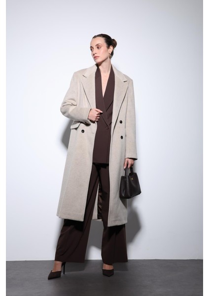 Bej Yün Karışımlı Kruvaze Kadın Kaban fırsatları