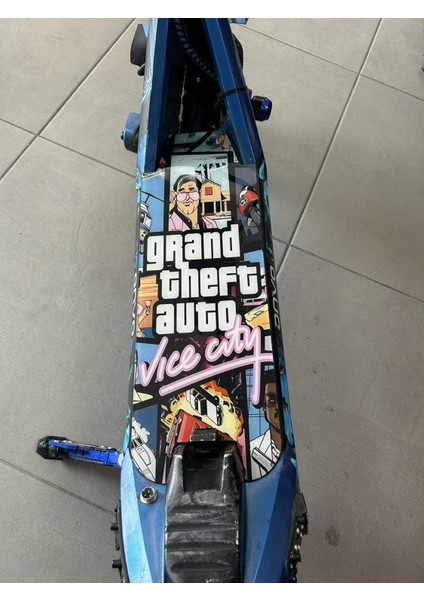 Onvo Rx5 Scooter Plexi Tabanlık Yapışkanlı Deck 3mm Gta Vice City