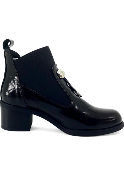 1805 25KB Kadın Günlük Bot Siyah Rugan modelleri