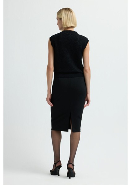 Kolsuz Desenli Triko Bluz Siyah 11545373000