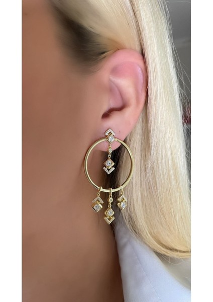 Özel Tasarım Sallantılı Halka Küpe fırsatları