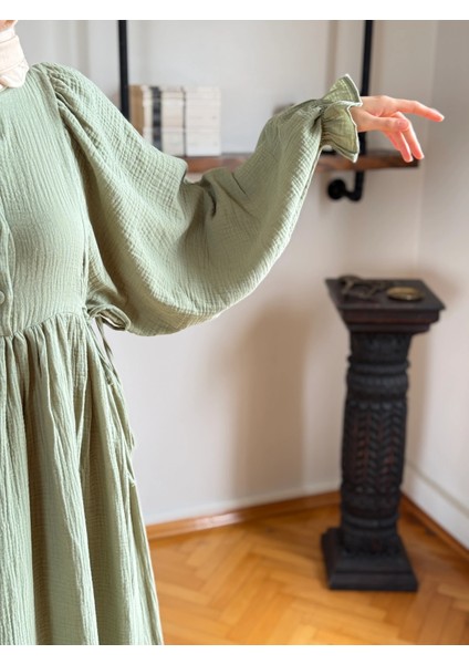 Yarımpat Yandan Bağlamalı Müslin Elbise 1004 fırsatları