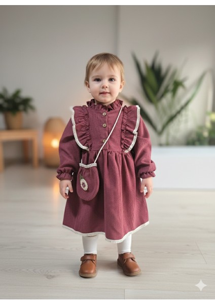 Uzun Kollu Dantel Detaylı Vintage Fitilli Kadife Çantalı Kız Çocuk Elbisesi
