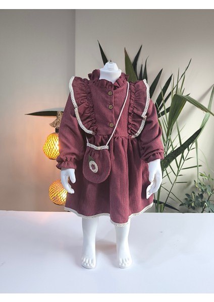 Uzun Kollu Dantel Detaylı Vintage Fitilli Kadife Çantalı Kız Çocuk Elbisesi fiyatları