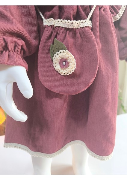 Uzun Kollu Dantel Detaylı Vintage Fitilli Kadife Çantalı Kız Çocuk Elbisesi modelleri