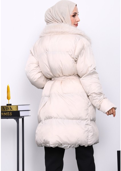 Taş Yaka Kürklü Kemer Detaylı Şişme Mont fırsatları