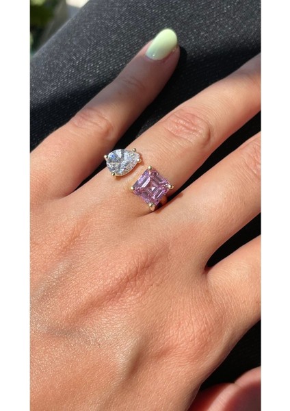 Ayarlanabilir Form Beyaz Damla Pembe Kare Taşlı Yüzük 925 Ayar Gümüş fiyatları