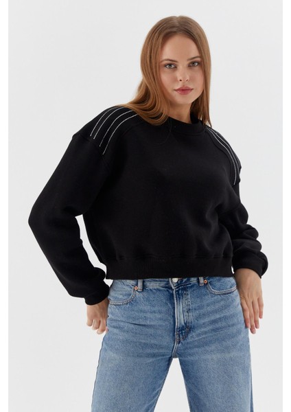 Omuzları Taşlı Sweatshirt Sıyah modelleri