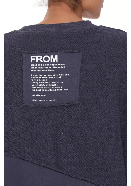 Kadın Bisiklet Yaka Garnili Sırt Detaylı Oversize Sweatshirt indirimleri