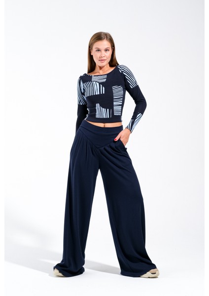 724905_GENIŞ Paça Yüksek Bel Korsaj Kemerli Pileli Palazzo Pantolon. modelleri