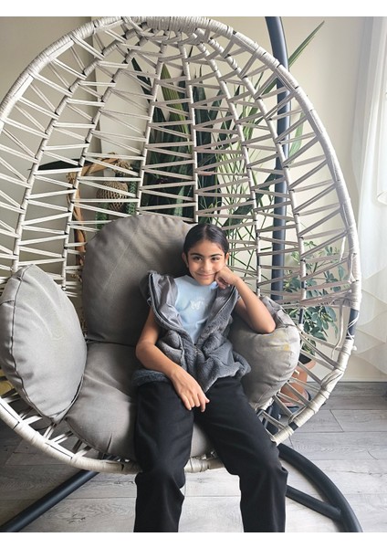 kız Çocuk Kapşonlu Kürklü Peluş Cepli Belden Büzgülü Içi Astarlı %100 Pamuk Yelek Siyah indirimleri