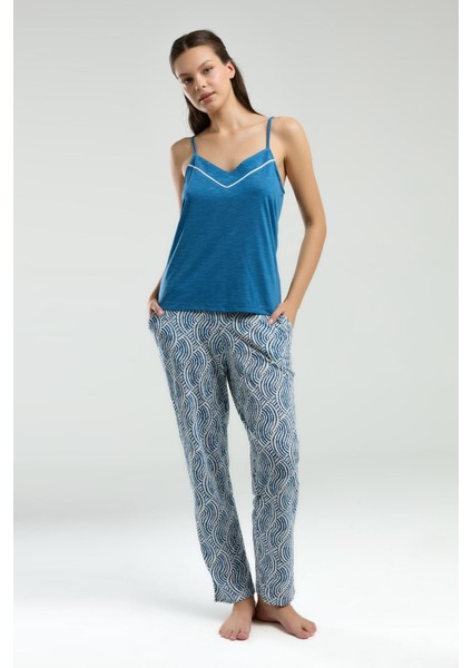 Kadın 3'lü Pijama Takım, Cepli Pantolon, Ip Askılı Atlet ve Sabahlık Takım indirimleri