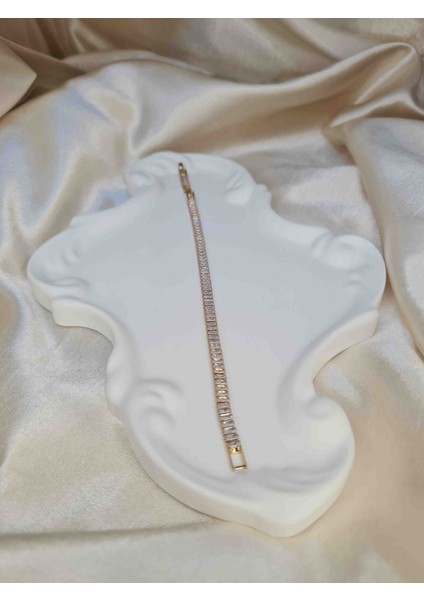 Gold Renk Baget Taşlı Şık Bileklik – Işıltılı Zarif Paslanmaz Çelik Bilezik, Kararma Yapmaz modelleri