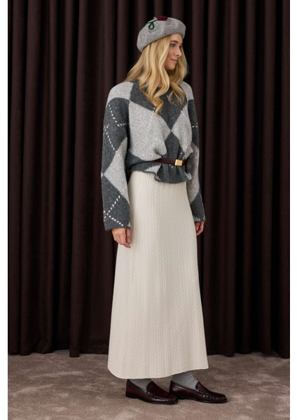 Dokulu Triko Etek Ekru