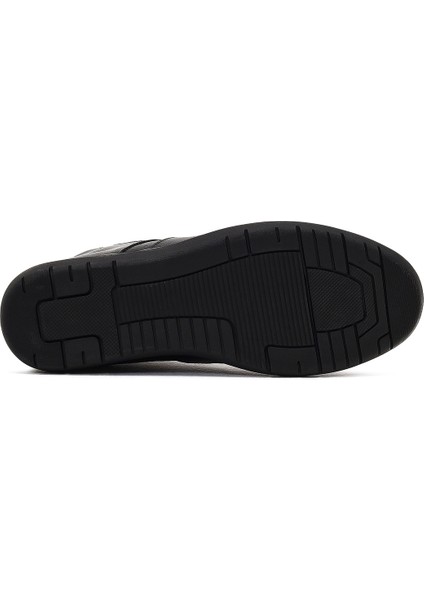 Kadın Siyah Fermuarlı Deri Comfort Bot 25WFD413618 indirimleri