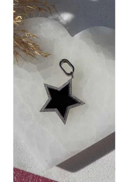 Siyah Mineli Yıldız Kolye Ucu fırsatları