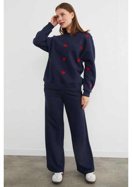 3 Iplik Kalp Nakışlı Oversize Sweatshirt fırsatları