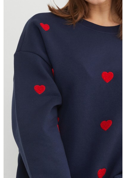 3 Iplik Kalp Nakışlı Oversize Sweatshirt