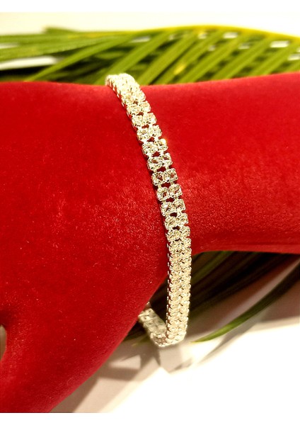 Gümüş Renk Gösterişli Figürlü Parlak Bileklik fiyatları