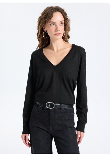 V Yaka Slim Fit Düz Siyah Kazak Kadın ML5WL-KZK9009 modelleri