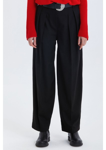 Çizgili Balon Form Kumaş Pantolon Siyah fiyatları