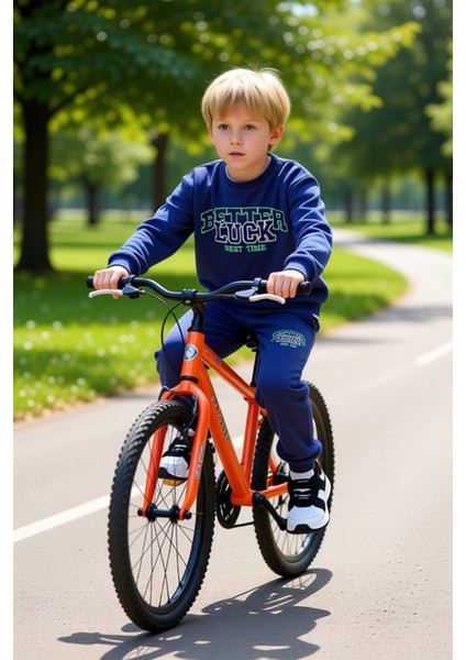 Erkek Çocuk Örme Slogan Baskılı Oversize Takım Rahatlık ve Tarz Bir Arada Kaliteli Şık Rahat fırsatları