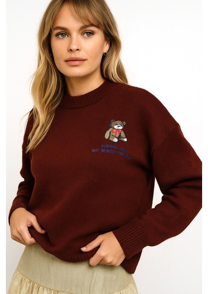 Bisiklet Yaka Nakışlı Kazak Bordo fiyatları