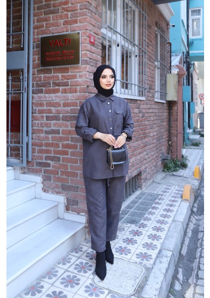 Bağcıklı Süet Pantolonlu Takım fiyatları