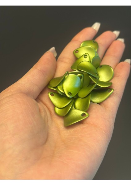 100 Adet 2 cm Delikli Yaprak Boncuk modelleri