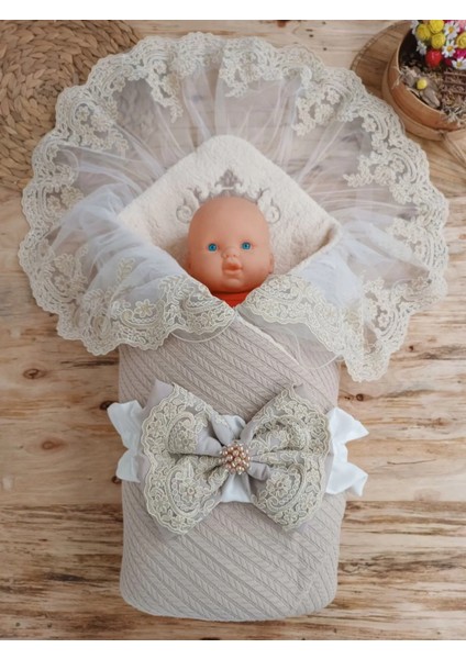 Litaetrend Yenidoğan Kuzulu Taç Nakış Güpürlü Fiyonklu Duvaklı Prizma Taş Unisex Kundak Bebek Battaniyesi Bej fiyatları
