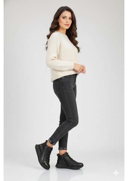 Kadın Düz Taban Günlük Fermuarlı Ortopedik Yumuşak Hakiki Deri Spor Tarz Bot BD25/KB2604