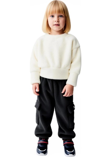 Kız Çocuk Peluş Dokulu Bisiklet Yaka Üst ve Jogger Pantolon Takımı Kaliteli Şık Rahat fırsatları