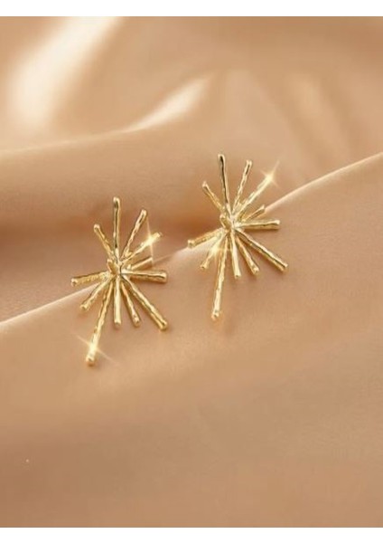 Altın Rengi Vintage Yıldız Küpe fiyatları